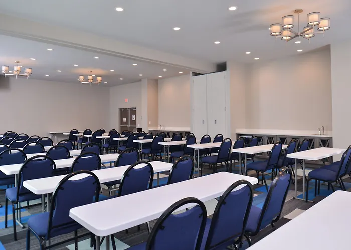 Holiday Inn Express & Suites Houston E - Pasadena